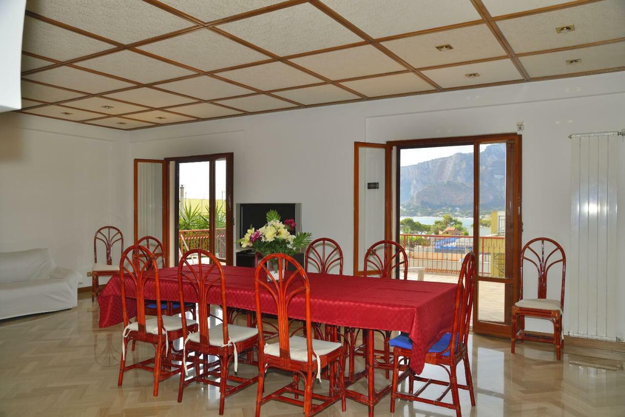 Villa Mondello Palermo
